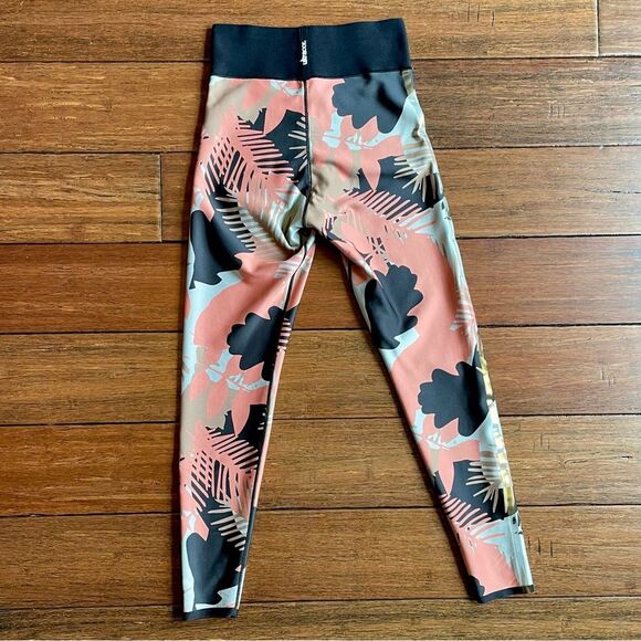 Ultracor Camo Leaf 3/8 Bonded Ultra High Legging - Picture 4 of 14